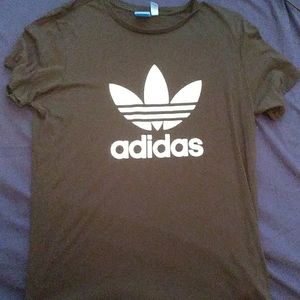 Adidas T-shirt